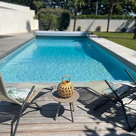 Calme, Terrasse Et Piscine - 2 Pers. - Fr-1-306-1346 Bed & Breakfast 3*